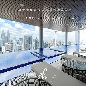 The Luxe Klcc View Sky Pool Kuala Lumpur